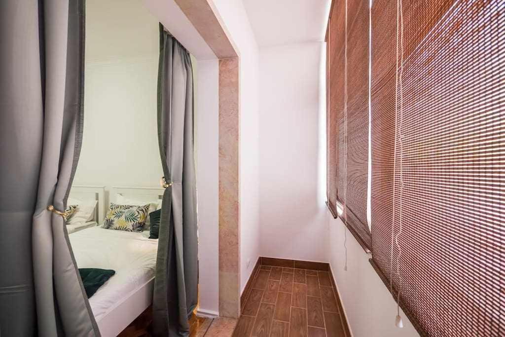 Apart Lisboa Confortavel 2 Quartos Com Terraco Odivelas  Exterior photo